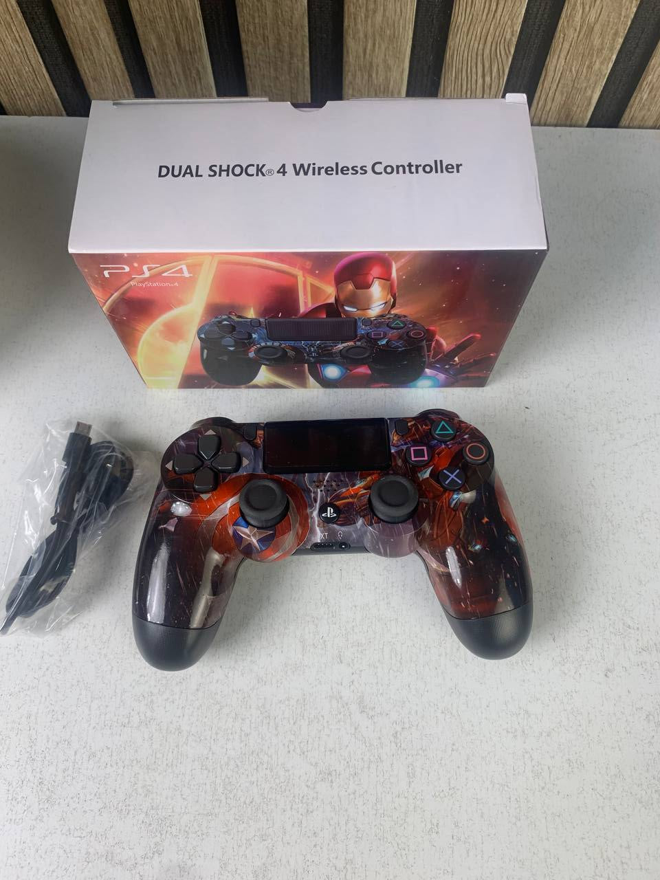 Manette Sans Fil Sony DualShock 4 pour PS4 (High Copy)– Édition Captain America