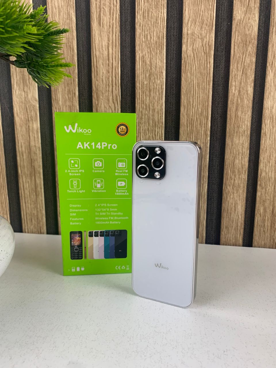 Téléphone Portable Wikoo AK14 Pro – Triple SIM avec Lampe Torche